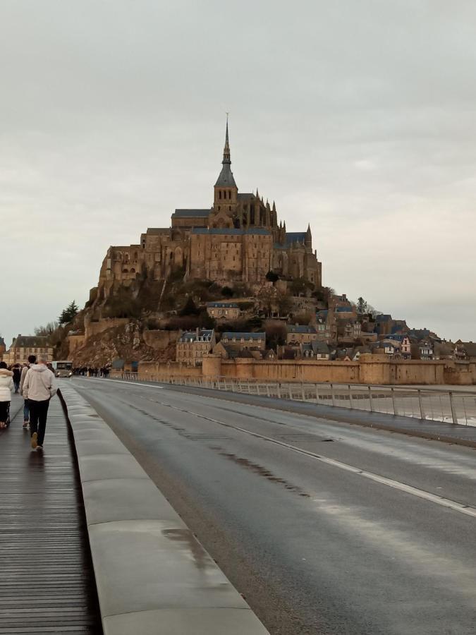 Gite La Mer, 50M De La Mer 艾河畔圣日耳曼 外观 照片